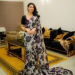 Sarah Khan Instagram - ♥️
