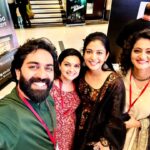 Saranya Mohan Instagram – നല്ലവരായ ഉണ്ണികൾ @padmasoorya @sshivadaoffcl @priyankanairofficial Gokulam Park Hotel And Convention Centre, Kochi