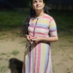 Saranya Mohan Instagram – ഉൽക്ക വല്ലോം വീഴുവോടെ? 🙄

Pic and caption courtesy @swami_bro