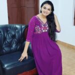 Saranya Mohan Instagram – Good Morning❤
👗@yuvah_designs