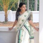 Saranya Mohan Instagram - Good Night🥰❤️ Trivandrum, India
