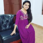 Saranya Mohan Instagram – Good Morning❤
👗@yuvah_designs