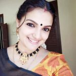 Saranya Mohan Instagram – Hello🥰