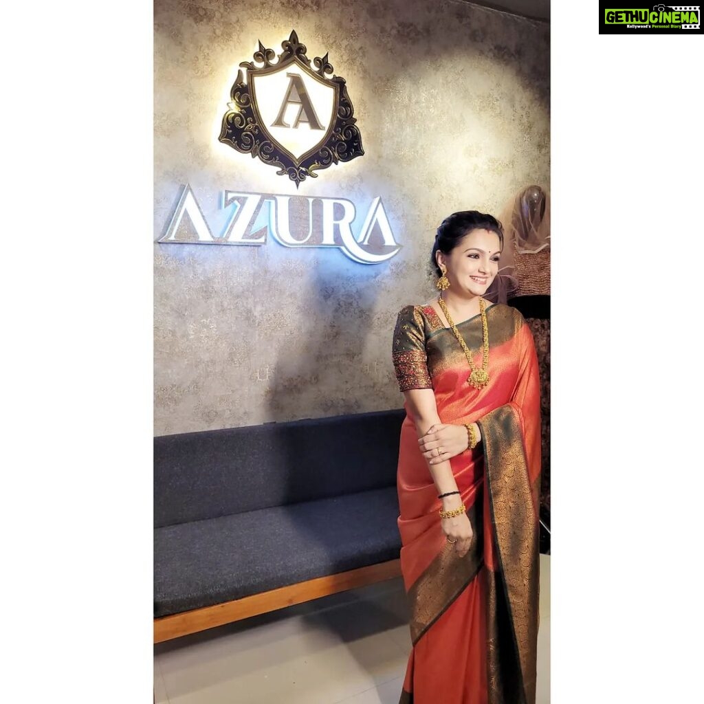 Saranya Mohan Instagram - ❤🥰 👗@azura_fashion_hub