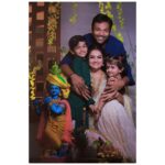 Saranya Mohan Instagram - Happy Vishu from us❤ ഹൃദയം നിറഞ്ഞ വിഷു ആശംസകൾ ❤ 📷 @vivek_kovalam Trivandrum, India