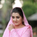 Sarayu Mohan Instagram - Eid Mubarak ❤️ @jilappi @swapna_weddings @_sapnas_makeover @nahaz_muhammed_ @athiravramesh
