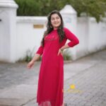 Sarayu Mohan Instagram – Going bright today
Ranipink A line frock from @lepapillonkochi5 ♥️
Click @_story_telle__r
Hugs @meeramax_makeupartist_