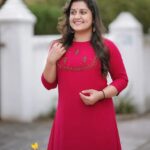 Sarayu Mohan Instagram – Going bright today
Ranipink A line frock from @lepapillonkochi5 ♥️
Click @_story_telle__r
Hugs @meeramax_makeupartist_