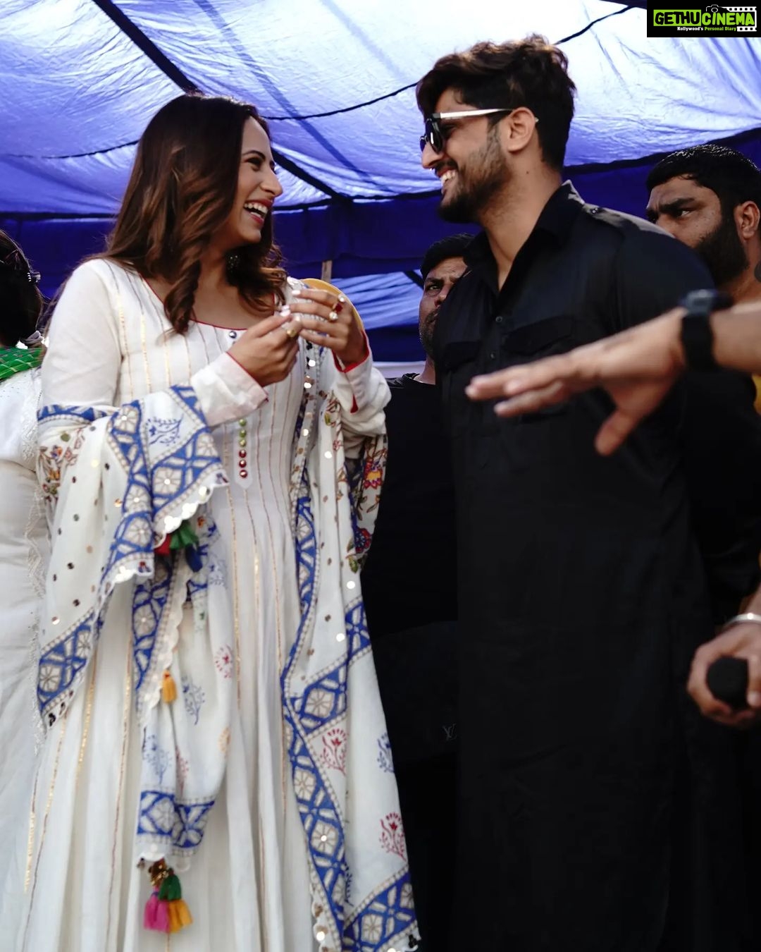 Sargun Mehta Instagram - 2ND photo reason aa hasse da .. Nigah marda ayi ve will NOT RELEASE ON OTT ... so book your tickets for #17thmarch2023