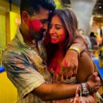 Sargun Mehta Instagram - कलरबॉम्ब्स #happyholi ❤️ फ़ोटो खींचने वाली महिला : @diksharamani