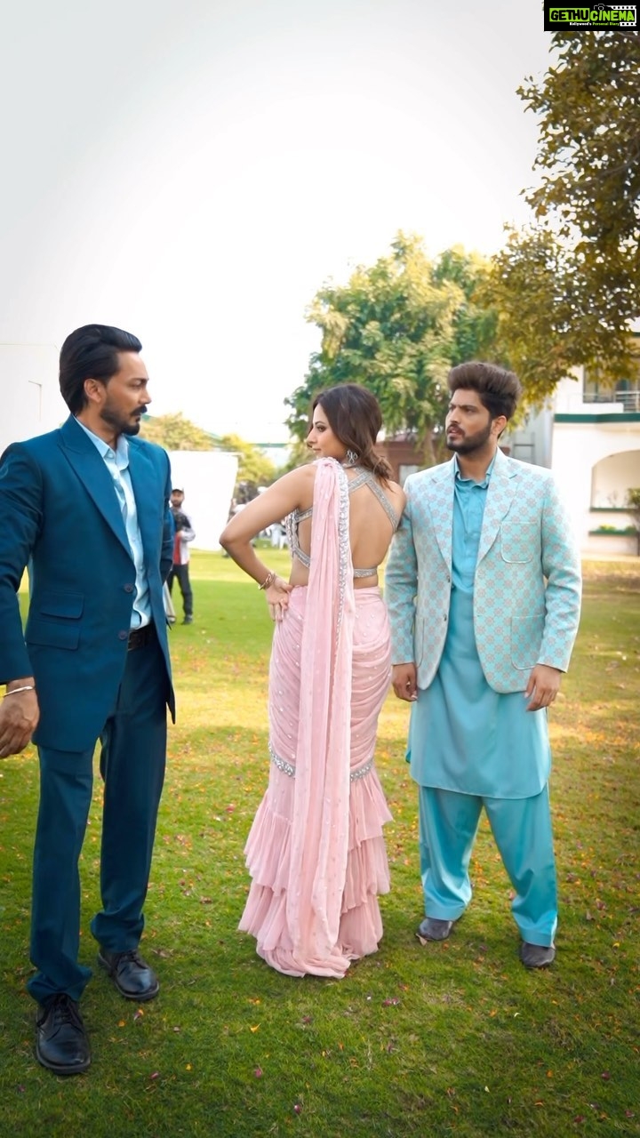 Sargun Mehta Instagram - #NigahMardaAyive in cinemas 17 march ❤️❤️❤️