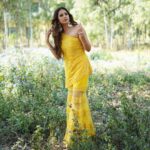Sargun Mehta Instagram - Nigah marda ayi ve in theatres near you ❤️ Wearing @rococobyraghvi Styled by @d_devraj Pr @studioclick_india Shot by @daasmediaworks