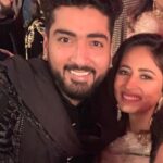 Sargun Mehta Instagram - Kariye fer ANNOUNCE cheti cheti @jaani777? 😁😁😁 Sachchi gall ae aa .. ki title labh rahe aan 🤣🤣 announcement coming up very soon🥰