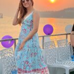 Sargun Mehta Instagram - Sunsets and love 💕