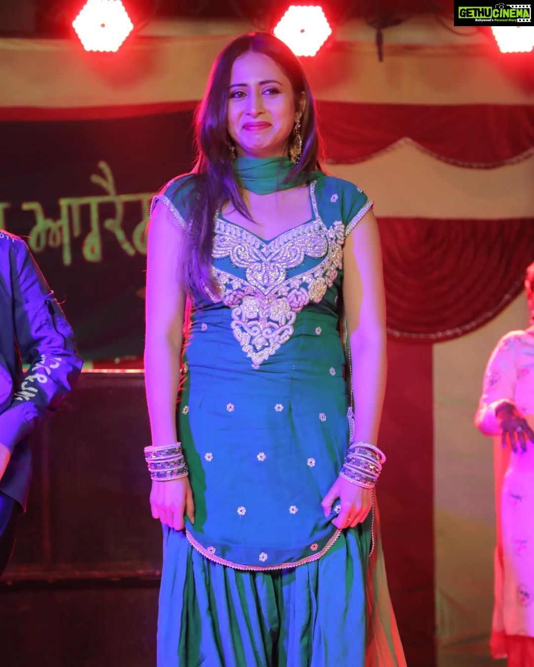 Sargun Mehta Instagram - All imperfect pictures never making it to our perfect instagram.. #random