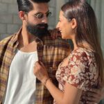 Sargun Mehta Instagram - teri shirt da main ta Button soniye..