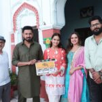 Sargun Mehta Instagram - Welcome @roopigill_ to #jattnuuchudailtakri ... @gippygrewal @jaani777 @arvindrkhaira @vikas.vashisht @navneetmisser @srmanjain @vivek.sharma.ambala @theartofmakeupltd @amritpalsinghofficial1 @dreamiyata @desimelodies @gurmanas_singh