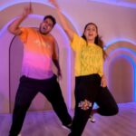 Sargun Mehta Instagram - Sirf 1.30 hrs mein seekh ke shoot kiya .. not bad right ?? Choreo - @harshkumarofficiall Shot by - @ohmygosh_joe #trendingreels #dance #dancereels #dumdum