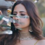 Sargun Mehta Instagram - Nigah marda ayi ve ❤️❤️ 17th March IN THEATRES NEAR YOU Outfit - @monaandvishu Neckpiece- @sachdeva.ritika Earrings - @zariinjewelry Styled by - @devs213 @krutikaa_sharma Shot by - @daasmediaworks #nigahmardaayive #17thmarch #sargunmehta #gurnaambhullar