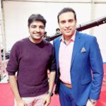 Sathish Instagram - Met one of my fav cricketer @vvslaxman281 Very humble and jolly person 🤗🤗🤗 @behindwoodsofficial