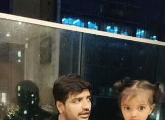 Sathish Instagram - Love from youngest @mahi7781 and @chennaiipl fan 😍😍😍