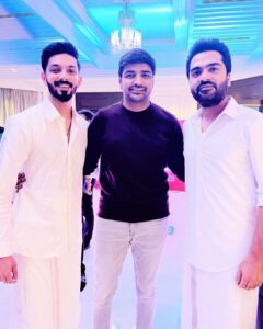 Sathish Instagram - With my darling bros 😍😍 @silambarasantrofficial @anirudhofficial 🤗😍🤗 #KaathuVaakulaRenduNatpu 
@ahatamil