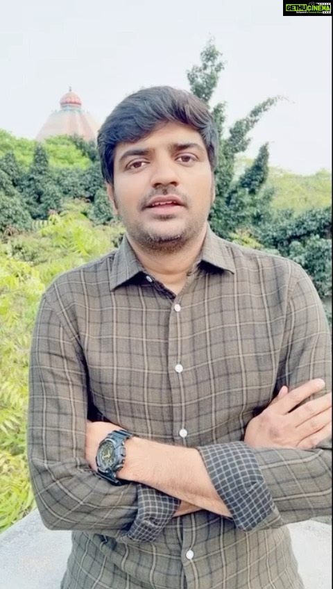 Sathish Instagram - Download Girias App📱@giriasindiaofficial Google Play Store - https://bit.ly/3HzrXZj Apple App Store - https://apple.co/32TR4qw My shopping experience at Girias was just wonderful. Top brands to suit your budget is available at Girias. I truly enjoyed their hospitality and of course, their same day delivery is something which amazed me. Don't miss the Girias summer sale bonanza #girias #giriasindia #giriasstore #giriasshopping #onlineshopping #giriasoutlet #giriasapp #dealsandoffers #megasummersales