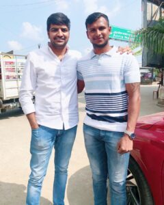 Sathish Instagram - Vaazhththukkal @natarajan_jayaprakash bro. Really happy for u 🤗😍🤗 
Therikka vidunga 💪💪💪
Thank u @sunrisershyd 👍🤗👍