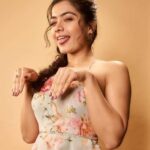 Sathish Instagram - Thank u @rashmika_mandanna 😍😜 #naaisekar #naaisekarfromjan13th 😍😍