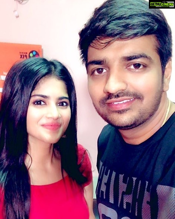 Sathish Instagram - Happy birthday @meghaakash Have a great year with lots of success ya 🤗😍🤗