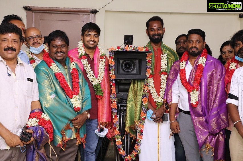 Sathish - 63.5K Likes - Happy to be associated in this periodic horror comedy with @sunnyleone 😍 Shoot starts from today. God and Cinema fans bless us 🙏🏻🤗🙏🏻