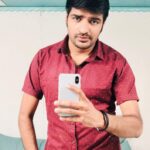 Sathish Instagram – Aama Aama college student 
dhan…. 🤓🤓🤓🤓