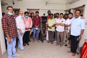 Sathish Instagram - Happy to be associated in this periodic horror comedy with @sunnyleone 😍 Shoot starts from today. God and Cinema fans bless us 🙏🏻🤗🙏🏻