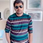 Sathish Instagram - Real Hero From #dubai @kausar_k_baig Love u bro 🤗❤️😍