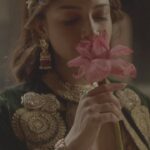 Sauraseni Maitra Instagram – 🌸

@naseeruddin49 @aashimgulati @aditiraohydari @aapkadharam @rahulbose7 @sandymridul  @taahashah @shubhamkumarmehra_ @padma_damodaran @sauraseni1 @contiloepictures @jiansh.31 @mitanshlulla @officialsuhanijuneja_ @woffkaul @gazirouhallah @zarinawahab123 @shivani.tanksale @subodhbhave @neerushaa_nikhat @i_pankaj_saraswat_ @anushkaaa_luhar  @harshilss @roopali78 @varshaalallwani @digamber.prasad.7792@thepawanchopra @shillpakatariasingh @omungkumar  @golecha_jewels @mortantra @vibhupuri @anti.casting  @vikasjewelsdesigner @shetyetejal @manish_kalra_ @zee5global @nimishalok @zee5