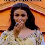 Sauraseni Maitra Instagram – A toast to all the women that are as strong and resilient as Meherunisa! 

@naseeruddin49 @aashimgulati @aditiraohydari @aapkadharam @rahulbose7 @sandymridul  @taahashah @shubhamkumarmehra_ @padma_damodaran @sauraseni1 @contiloepictures @jiansh.31 @mitanshlulla @officialsuhanijuneja_ @woffkaul @gazirouhallah @zarinawahab123 @shivani.tanksale @subodhbhave @neerushaa_nikhat @i_pankaj_saraswat_ @anushkaaa_luhar  @harshilss @roopali78 @varshaalallwani @digamber.prasad.7792@thepawanchopra @shillpakatariasingh @omungkumar  @golecha_jewels @mortantra @vibhupuri @anti.casting  @vikasjewelsdesigner @shetyetejal @manish_kalra_ @zee5global @nimishalok @zee5