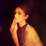 Sauraseni Maitra Instagram – Gold dust 💫✨

#gold #goldust #outtakes #bts #sareenotsorry
