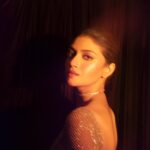 Sauraseni Maitra Instagram – Gold dust 💫✨

#gold #goldust #outtakes #bts #sareenotsorry