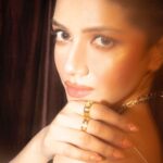 Sauraseni Maitra Instagram – 👑💫✨ 

Photographed by @saswata_raha 
Makeup by @sahababusona 
Styled by @stylebysumit 
Outfit by @nanditathirani 
Accessories by @houseofshikha