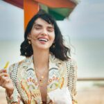 Scarlett Mellish Wilson Instagram - Sunshine , chips and smiling for another year on planet earth !! Thankyou for all my birthday wishes .. and most importantly to my mumma for giving me the most precious gift of life ! I miss you ❤️ @christinrangerjewellery 📷 @scarlettwarrick London, United Kingdom