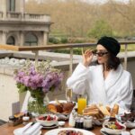 Scarlett Mellish Wilson Instagram - Living the suite life .. @fslondon .. 📸 @bylarys #luxurylifestyle #luxuryhotels #fourseasons #fourseasonsresort #fourseasonslondon #contentcreator #model #scarlettwilson London, United Kingdom