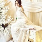 Seerat Kapoor Instagram - So im hearing you’re seeing me as a young bride my dearest media? As far as your answer goes- I assure you my suitor will first take lead 🤍✨ For @teach_for_change with Shaadi by Marriott Presented by @theantoraofficial Powered by @ftvsalon.banjarahills.hyd Co powered by @argentumartshyderabad Outfits: @varunchakkilam Jewellery: @hiyajewellers Footwear: @rapport_shoes Makeup: Team @sachindakoji @sachindakoji_pro @sahibasam1 Styled by @officialanahita Photography: @shreyansdungarwal Co hosted by @westinhyderabad Sponsored by @aryanajevents Ground Transport: @mercedesbenzsilverstar Decor: @minttusarna #teachforchange2023 #shaadibymarriott