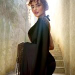 Seerat Kapoor Instagram - Carry on 💋 Stylist @stylistshikhar H&M @artistrybykri Assisted by @janie_vyas16 Photographer @neverjnever