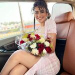Seerat Kapoor Instagram - Sometimes your love wraps me in a flower hug 🌷💝 #Maarrich