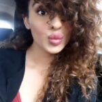 Seerat Kapoor Instagram - Heavy traffic? That’s a sign 😁 Love you familia ♥️
