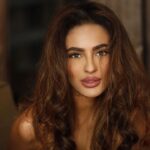 Seerat Kapoor Instagram - Beauty vibrates at a different frequency 🌹