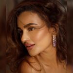 Seerat Kapoor Instagram - Conversing 🤍 👗 @nikhitatandon @malachitecompany 💎 @blingvine @oakpinionpr 👄 @artistrybykri 📸 @rajeshgopinathphotography