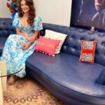 Seerat Kapoor Instagram - Hysterical laughters post a tiring day! Only a few hours away from Monday 😝🦋 #Maarrich Stylist @stylistshikhar H&M @artistrybykri Accessories @blingthingstore So playful in your Outfit @ranbirmukherjeeofficial 💙