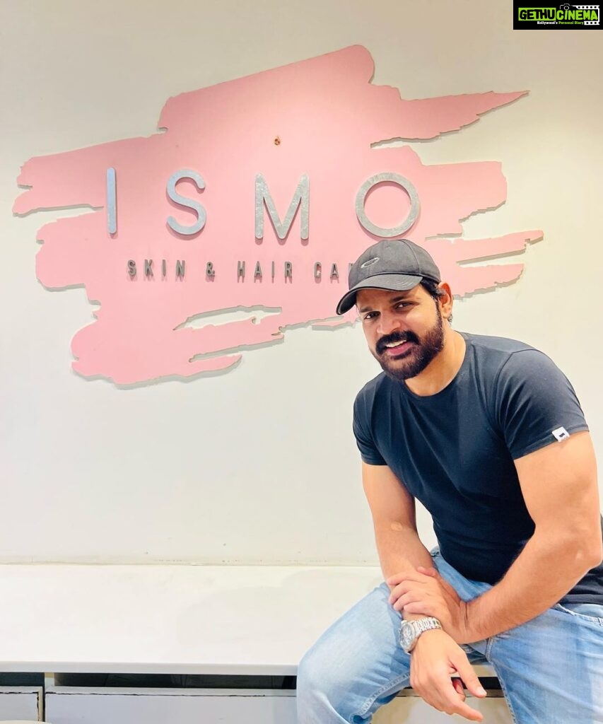 Shaam Instagram - @ismoclinic is Happy to be @actor_shaam Skin & Hair care Expert ❤️ #ismoclinic #skincare #dermatologist #skinclinicchennai #hairprptherapy #lasertoning