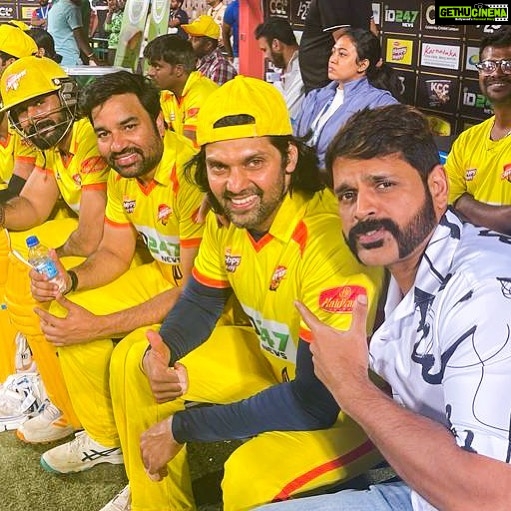 Shaam Instagram - CCCCLLLLLLLLLL😍😍😍😍😍 BROTHERRRRRSSSSSS😘😘😘😘 #ccl2023 #cricket #chennairhinos #sports #karnatakbulldozers